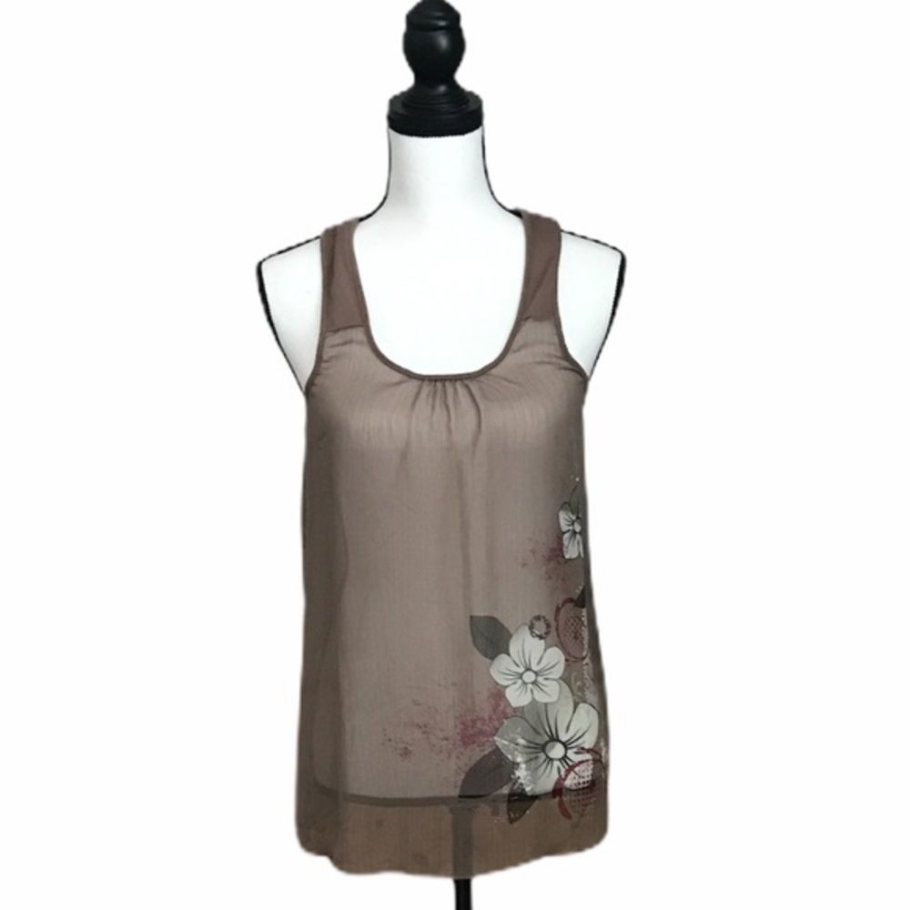 ⭐️Derek Heart Sheer Top